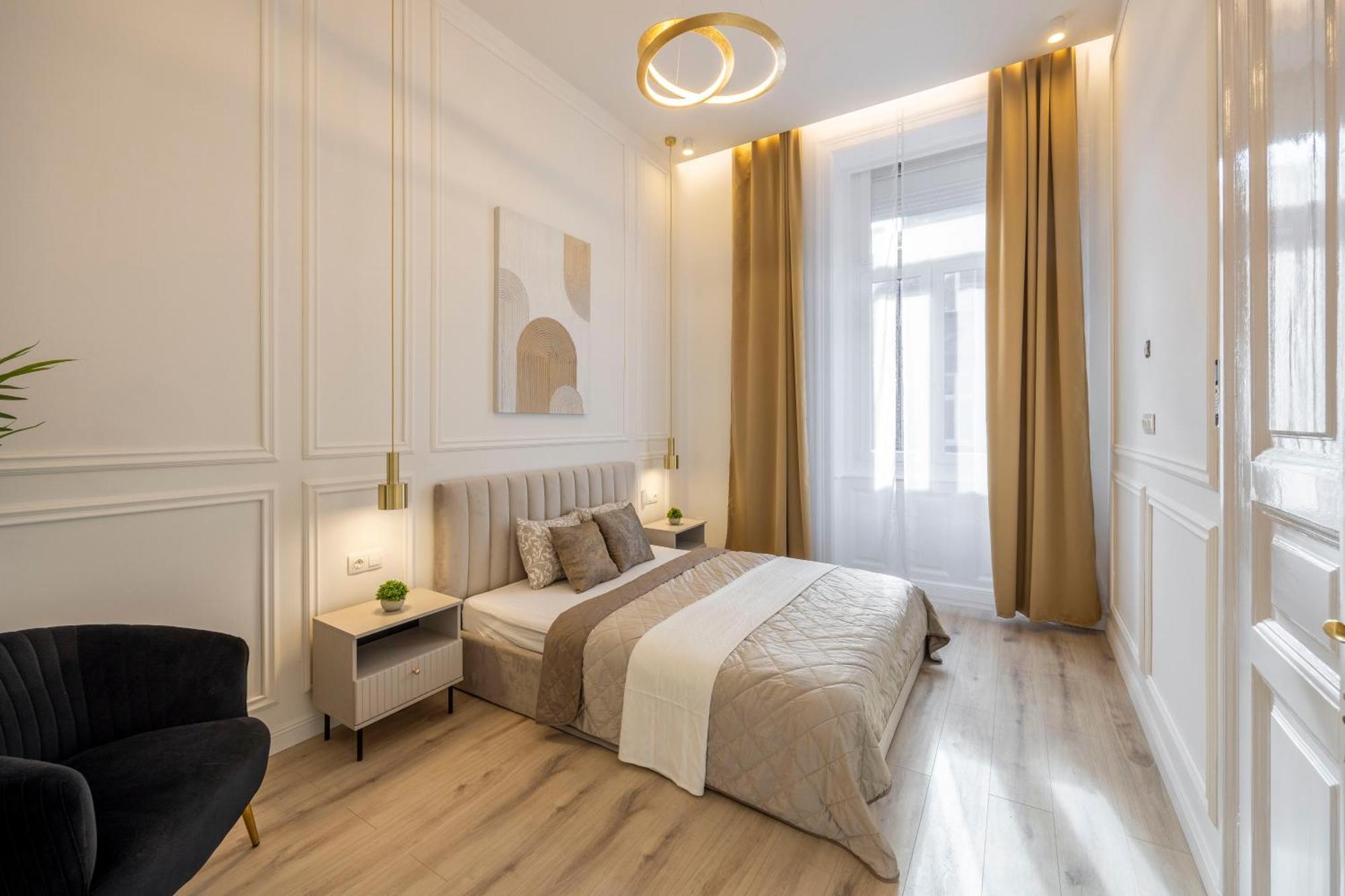 Exclusive & Prestigious Central Residence W/ Balcony Budapeste Exterior foto