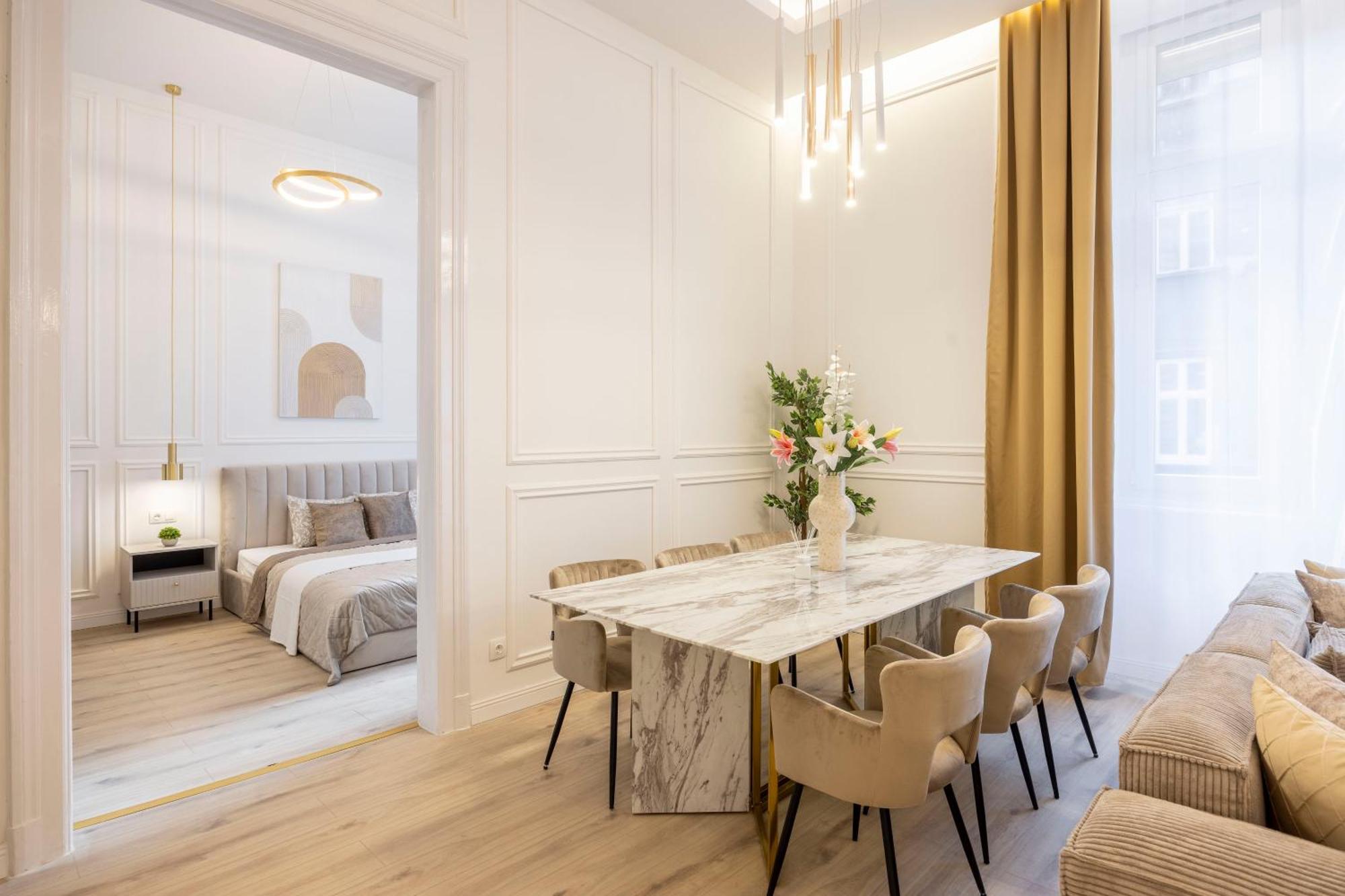 Exclusive & Prestigious Central Residence W/ Balcony Budapeste Exterior foto